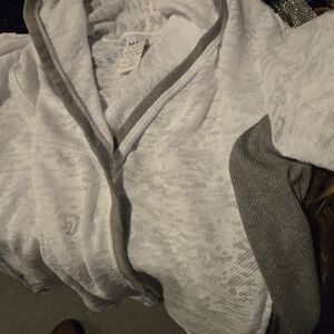Women's White and Gray Sweater